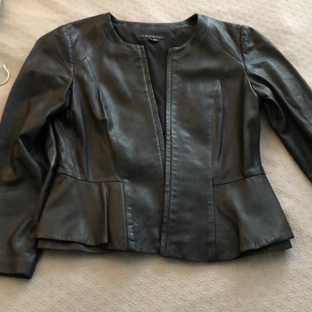 Theory Lamb Black Leather Jacket Sz 8 LIKE NEW